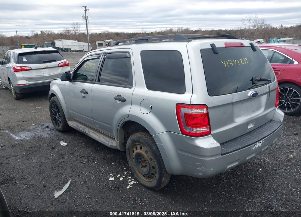 2010 FORD ESCAPE XLT VIN: 1FMCU0D71AKA55843