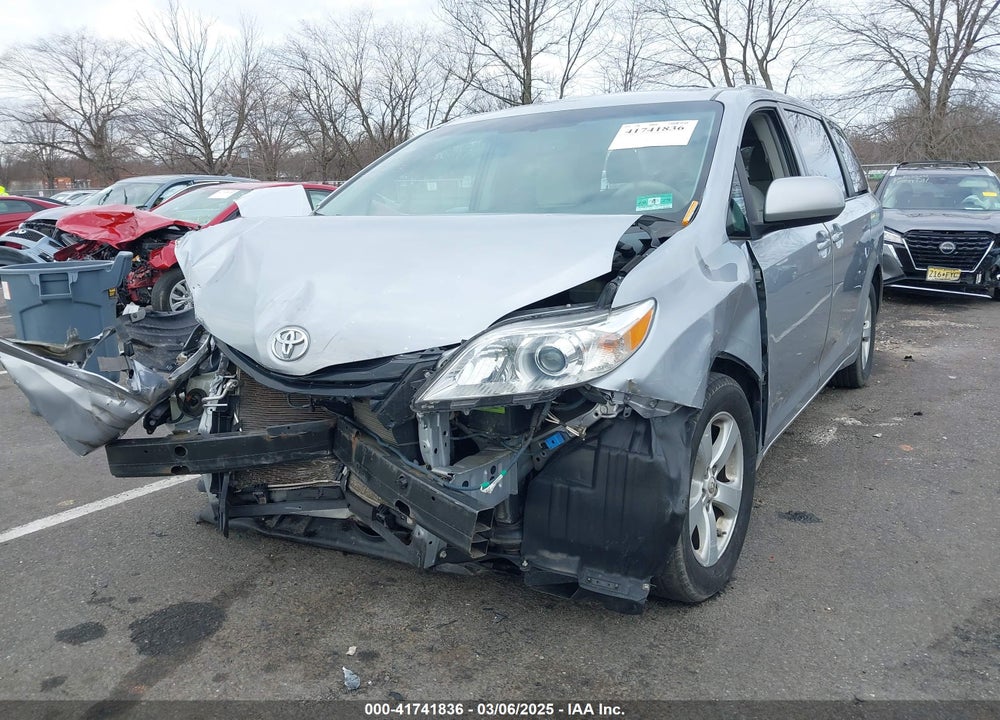 2012 TOYOTA SIENNA LE V6 8 PASSENGER VIN: 5TDKK3DCXCS187273