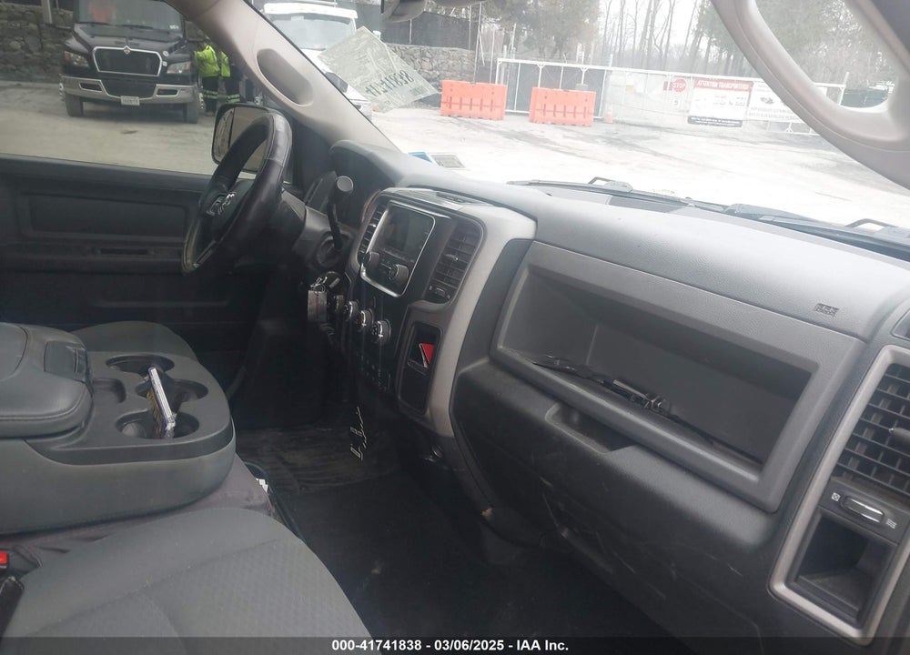 2017 RAM 2500 VIN: 3C6UR5CL2HG540913