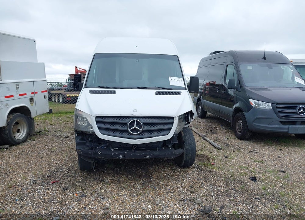 2015 MERCEDES-BENZ SPRINTER 2500 VIN: WD3PE8DB3FP136420