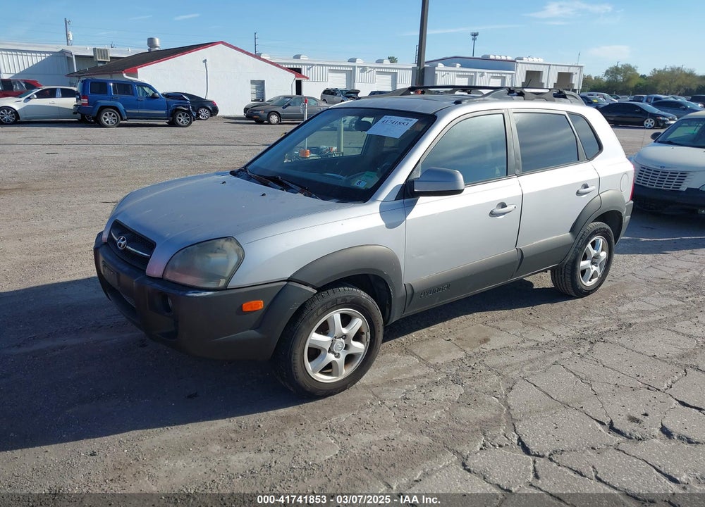 2005 HYUNDAI TUCSON GLS/LX VIN: KM8JN12D25U092185
