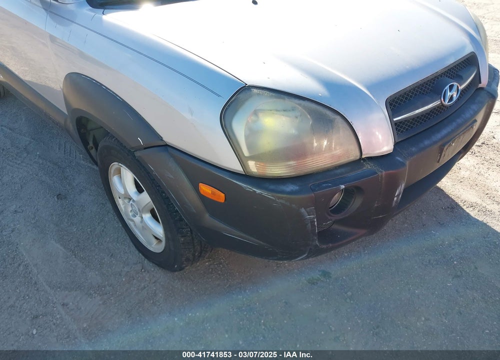 2005 HYUNDAI TUCSON GLS/LX VIN: KM8JN12D25U092185