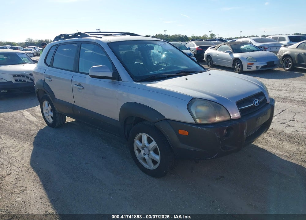 2005 HYUNDAI TUCSON GLS/LX VIN: KM8JN12D25U092185