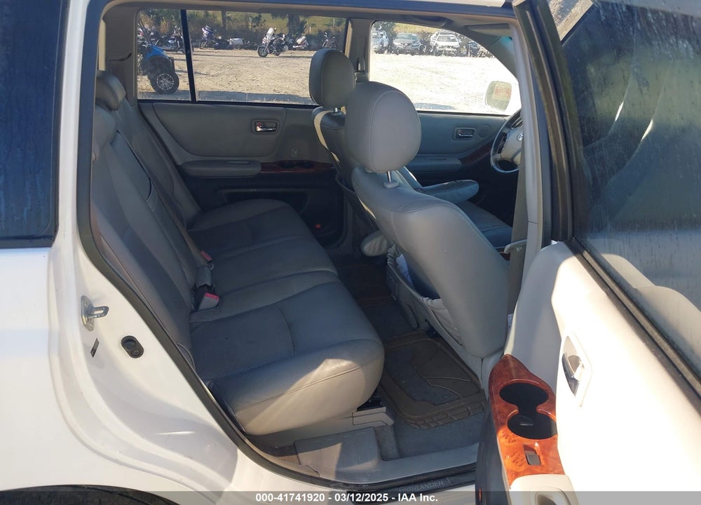 2005 TOYOTA HIGHLANDER VIN: JTEDP21A750067035