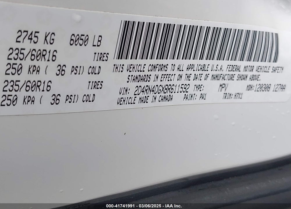 2011 DODGE GRAND CARAVAN VIN: 2D4RN4DGXBR611592