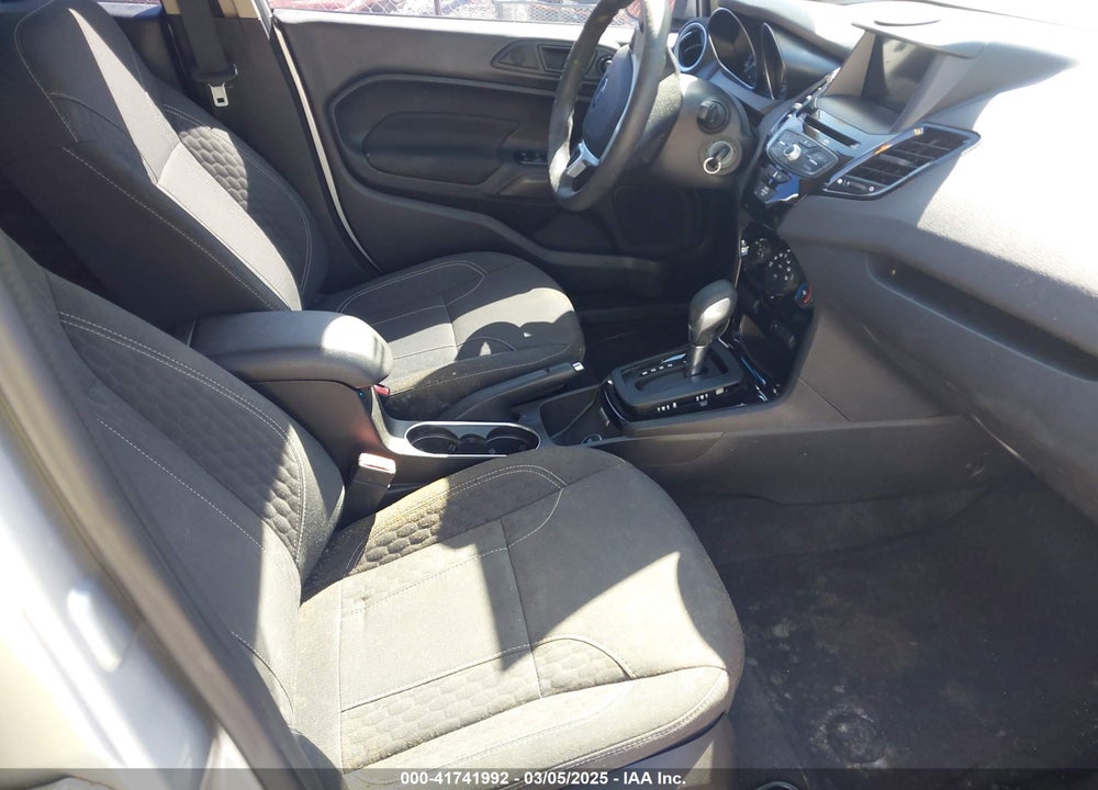2019 FORD FIESTA VIN: 3FADP4EJ2KM117655