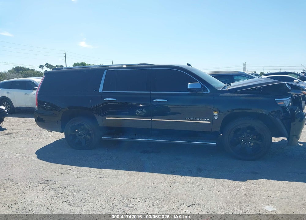 2019 CHEVROLET SUBURBAN VIN: 1GNSCHKC7KR180427