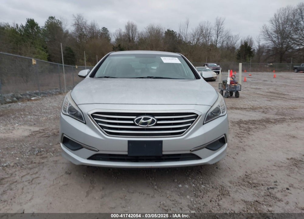 2016 HYUNDAI SONATA VIN: 5NPE24AF9GH386747
