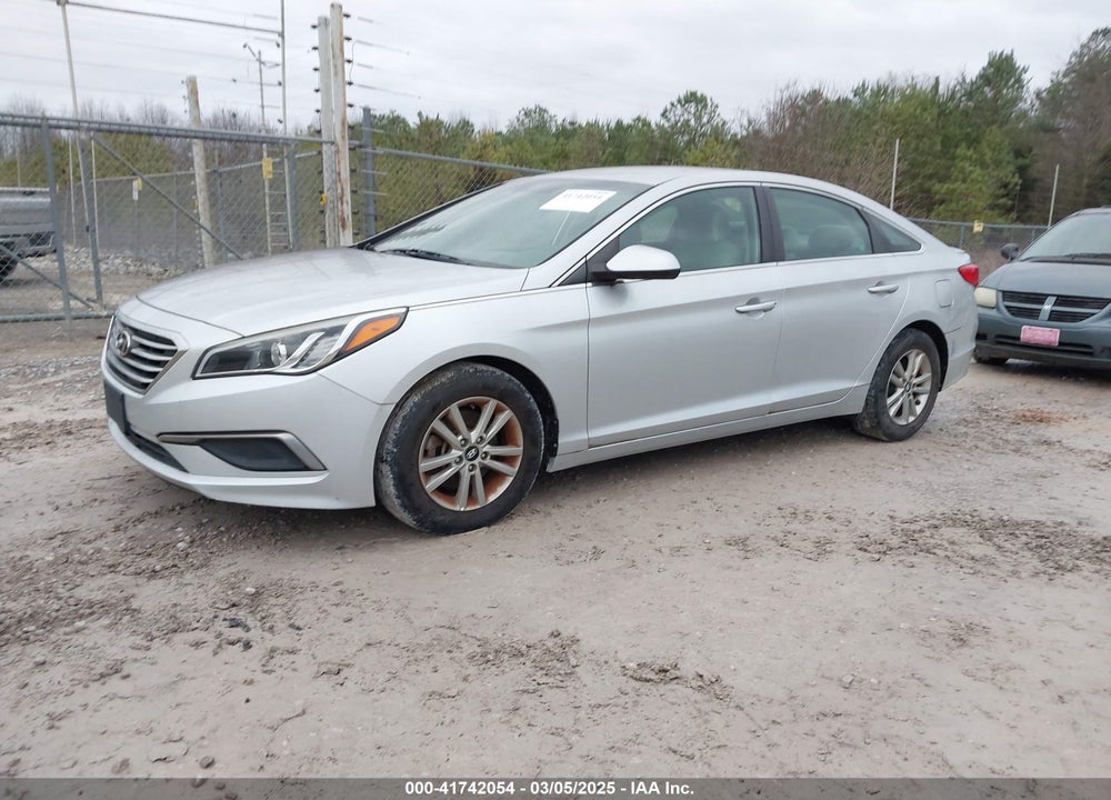 2016 HYUNDAI SONATA VIN: 5NPE24AF9GH386747