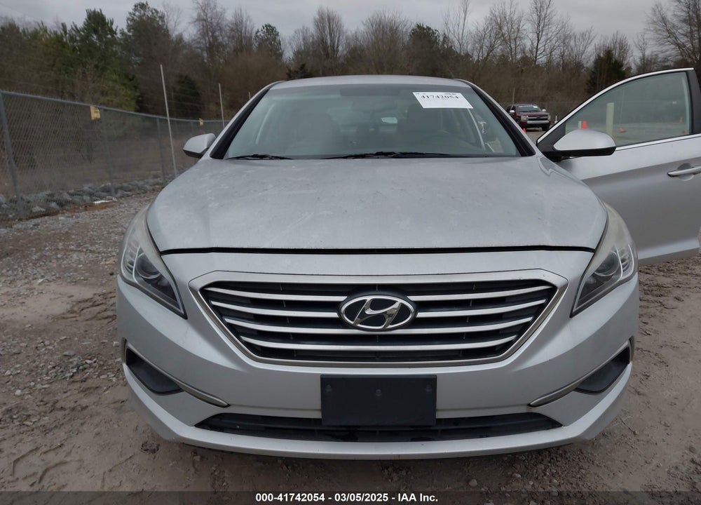 2016 HYUNDAI SONATA VIN: 5NPE24AF9GH386747
