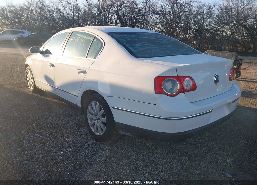 2008 VOLKSWAGEN PASSAT VIN: WVWJK73C78P120376
