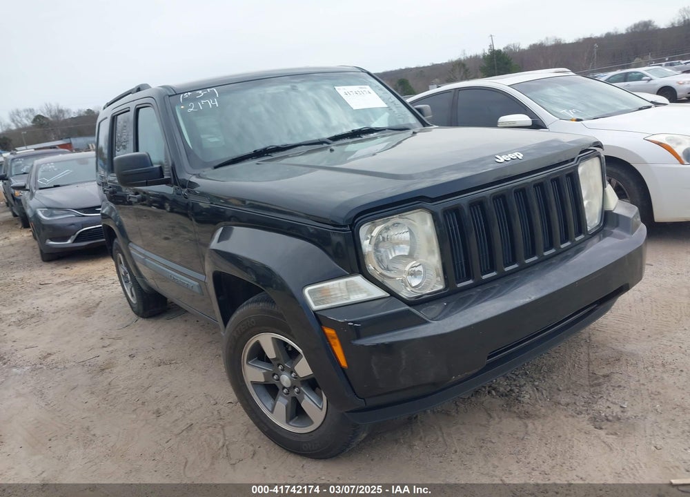 2008 JEEP LIBERTY VIN: 1J8GP28K08W144483