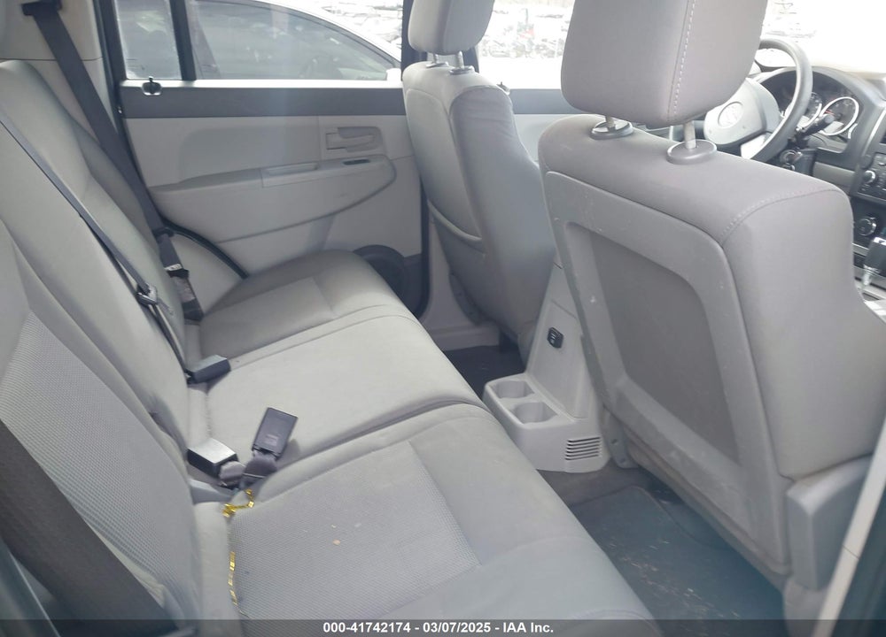 2008 JEEP LIBERTY VIN: 1J8GP28K08W144483