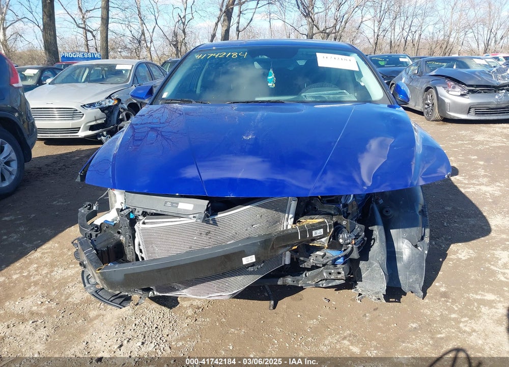 2023 HYUNDAI ELANTRA VIN: KMHLM4AG3PU593422