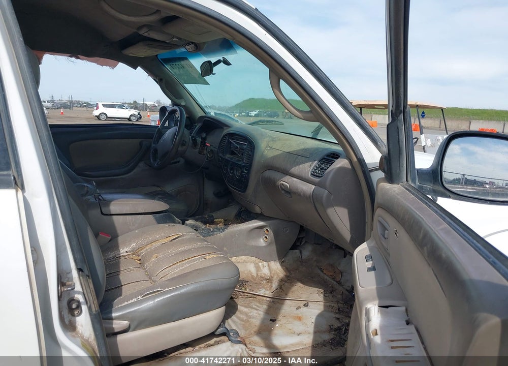 2006 TOYOTA TUNDRA SR5 V8 VIN: 5TBDT44146S536712