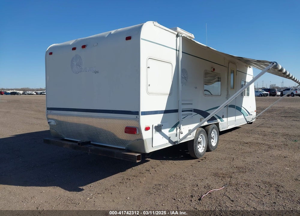 2004 FOREST RIVER URVEYO SV 261 VIN: 4X4TSVB254L002800