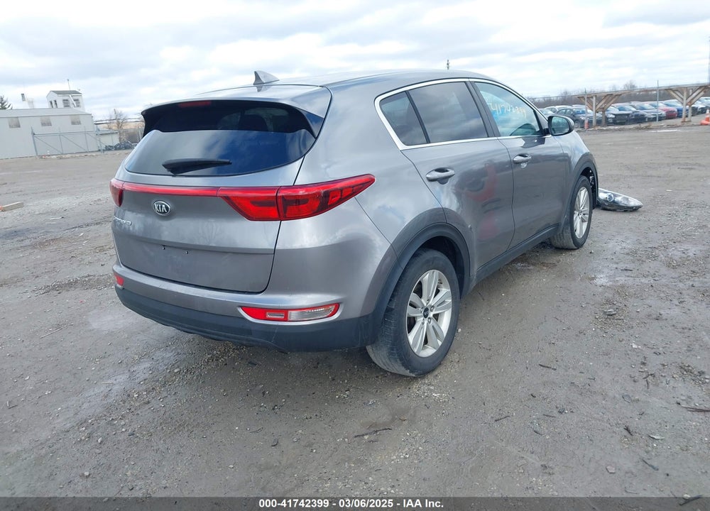 2017 KIA SPORTAGE VIN: KNDPM3AC0H7098592