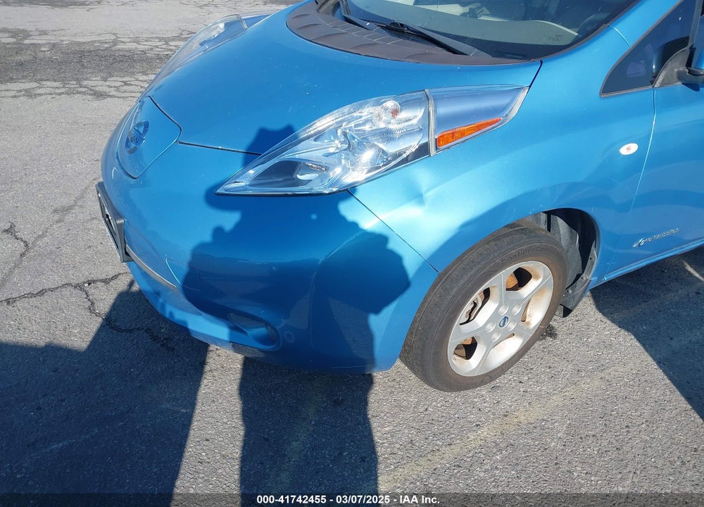 2012 NISSAN LEAF VIN: JN1AZ0CP8CT017041