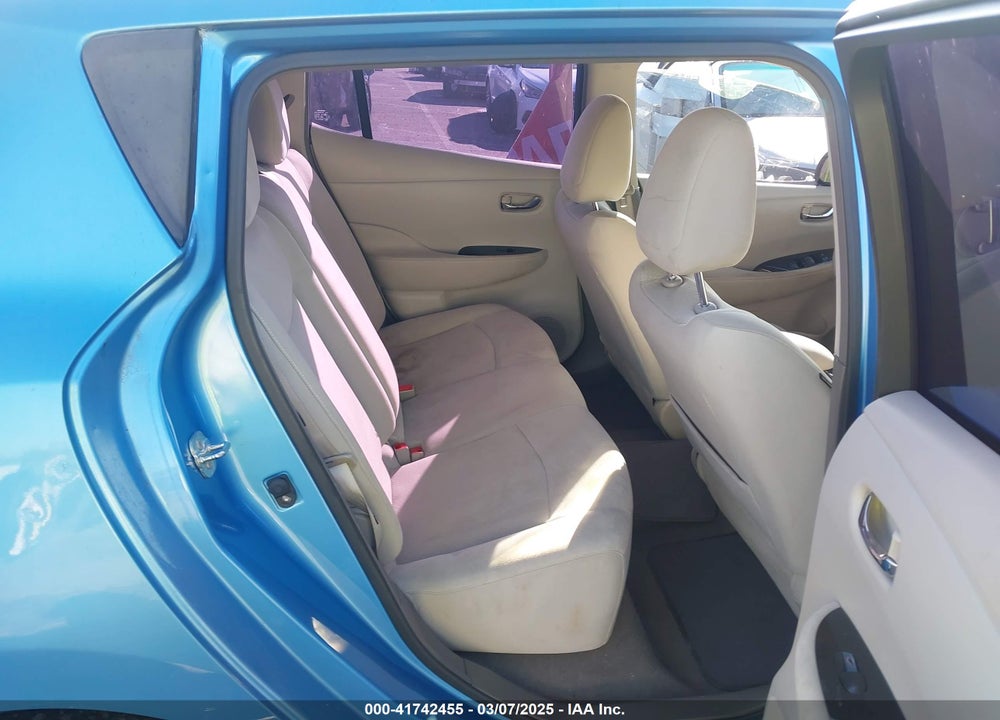 2012 NISSAN LEAF VIN: JN1AZ0CP8CT017041
