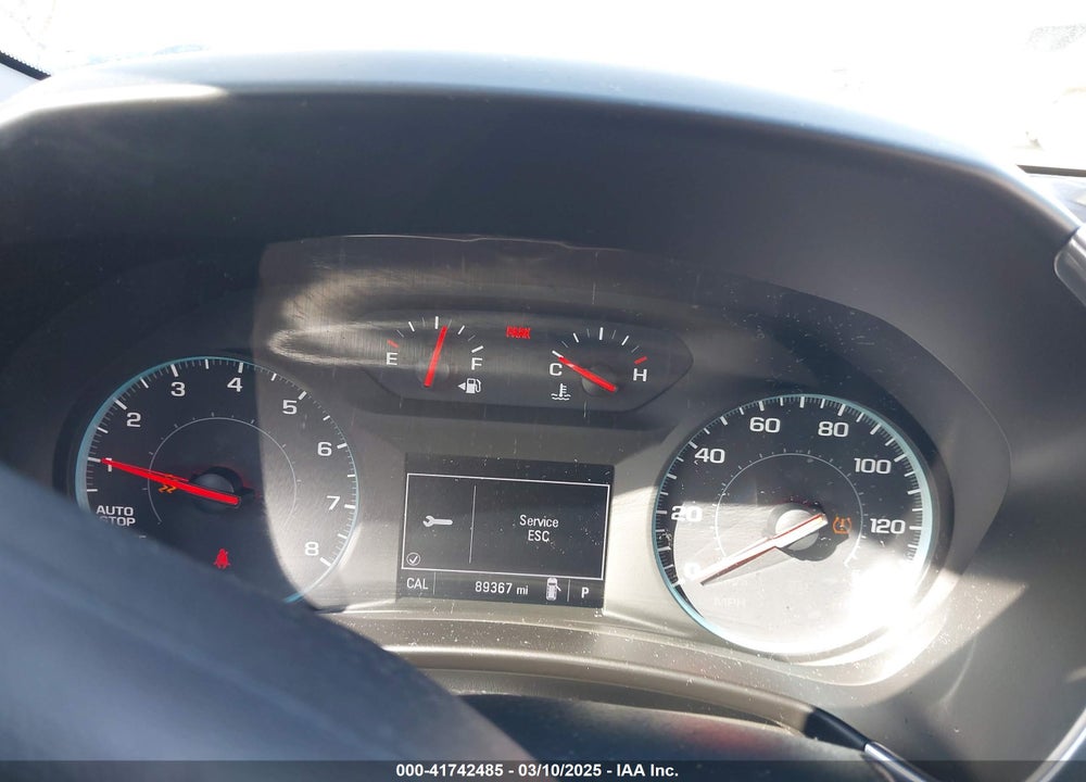 2018 CHEVROLET EQUINOX LT VIN: 2GNAXJEV9J6272086