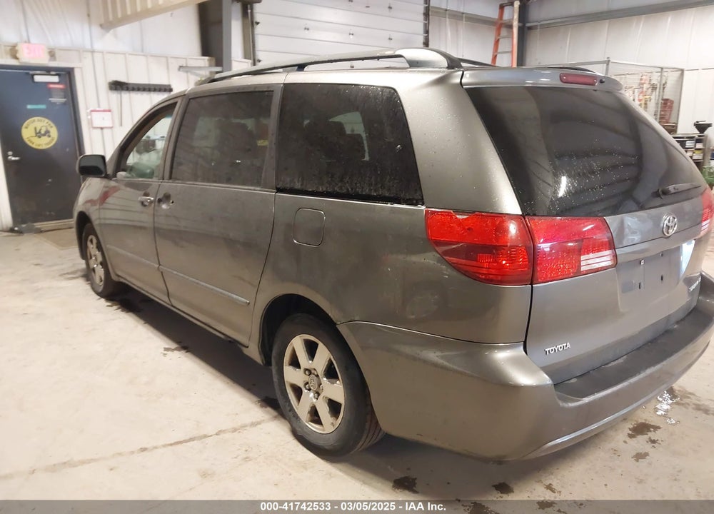 2004 TOYOTA SIENNA LE VIN: 5TDZA23C74S120726
