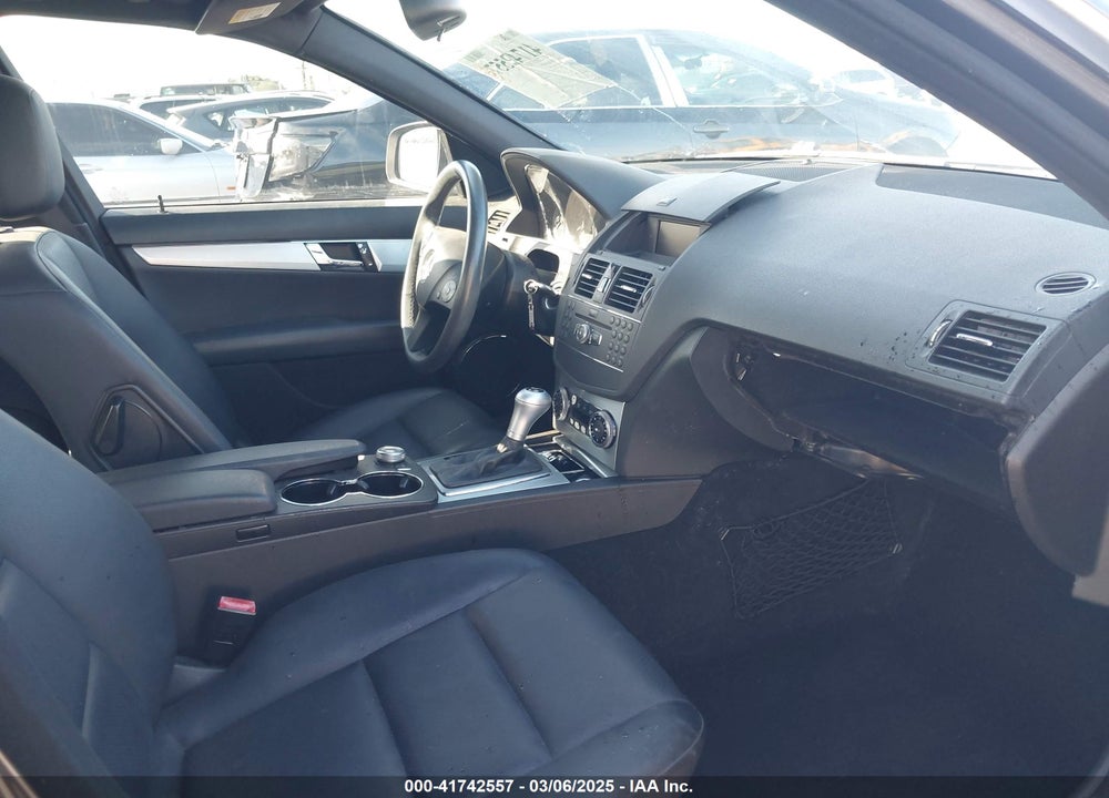 2009 MERCEDES-BENZ C 300 VIN: WDDGF54X69F243457