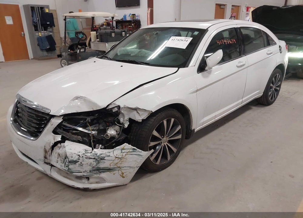 2013 CHRYSLER 200 VIN: 1C3CCBCGXDN711341