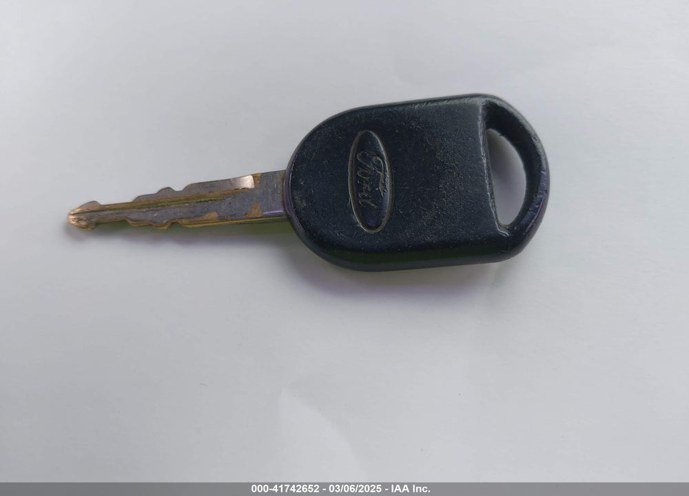 2007 FORD FOCUS VIN: 1FAHP34NX7W343949