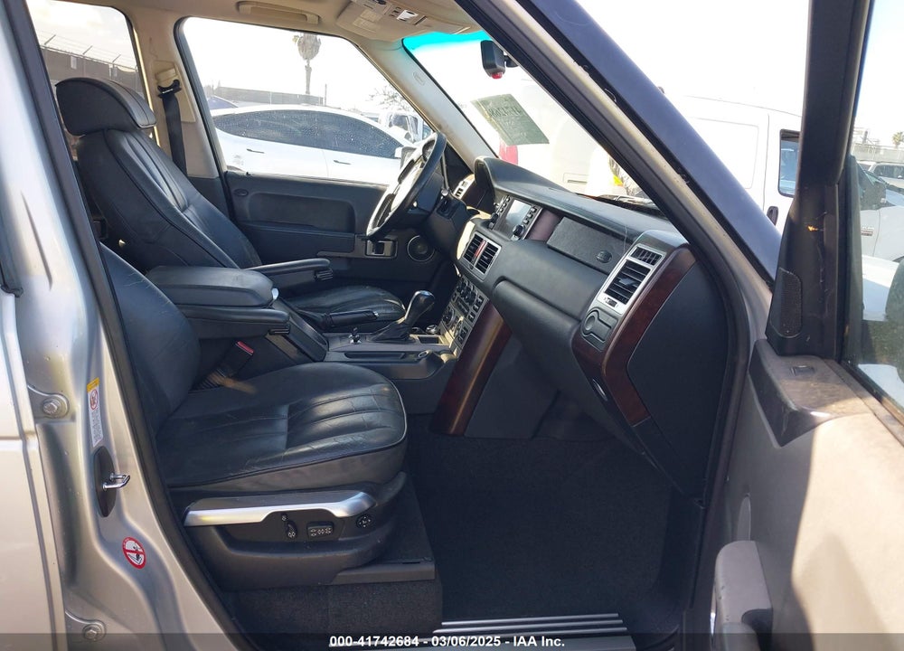 2005 LAND ROVER RANGE ROVER VIN: SALMF11495A196165