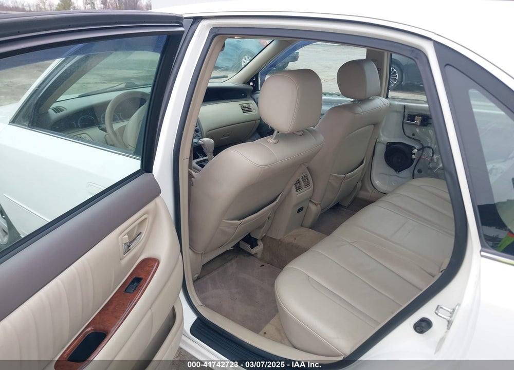 2001 TOYOTA AVALON VIN: 4T1BF28B61U180325