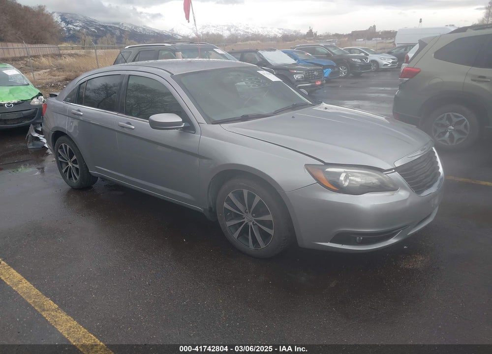 2014 CHRYSLER 200 TOURING VIN: 1C3CCBBG8EN191322