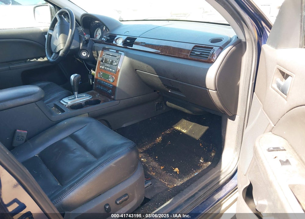 2005 FORD FIVE HUNDRED LIMITED VIN: 1FAHP28105G175957
