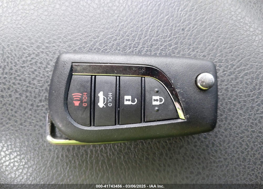 2020 TOYOTA CAMRY VIN: 4T1G11AK7LU976660
