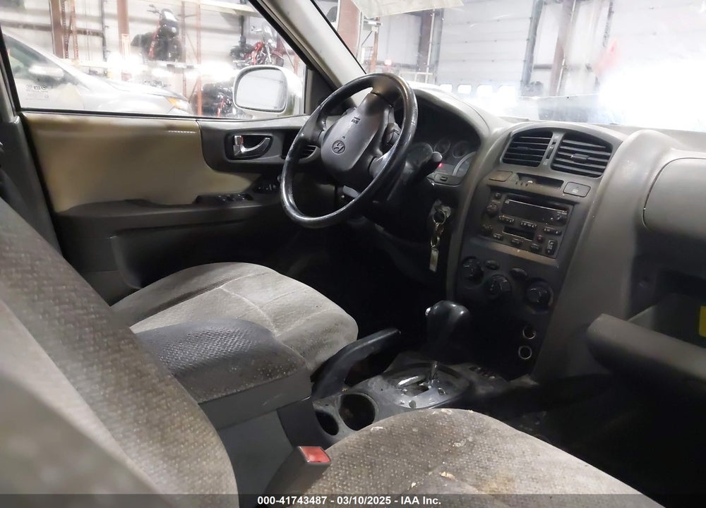 2005 HYUNDAI SANTA FE VIN: KM8SC73D35U872868