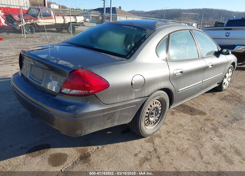 2005 FORD TAURUS VIN: 1FAFP53U35A106161