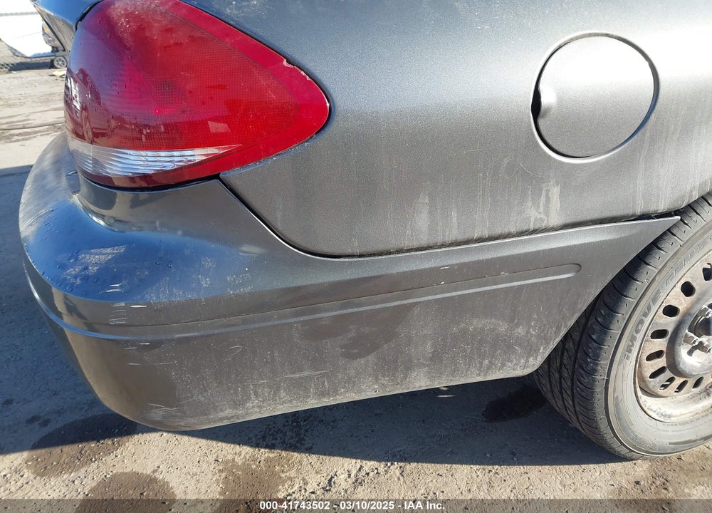 2005 FORD TAURUS VIN: 1FAFP53U35A106161