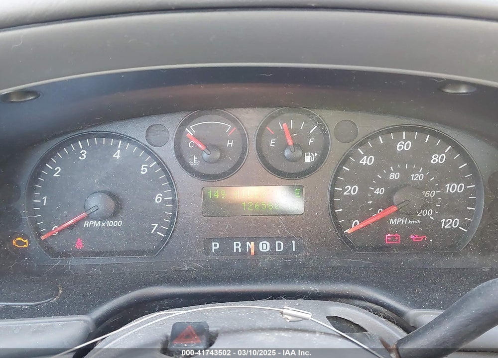 2005 FORD TAURUS VIN: 1FAFP53U35A106161
