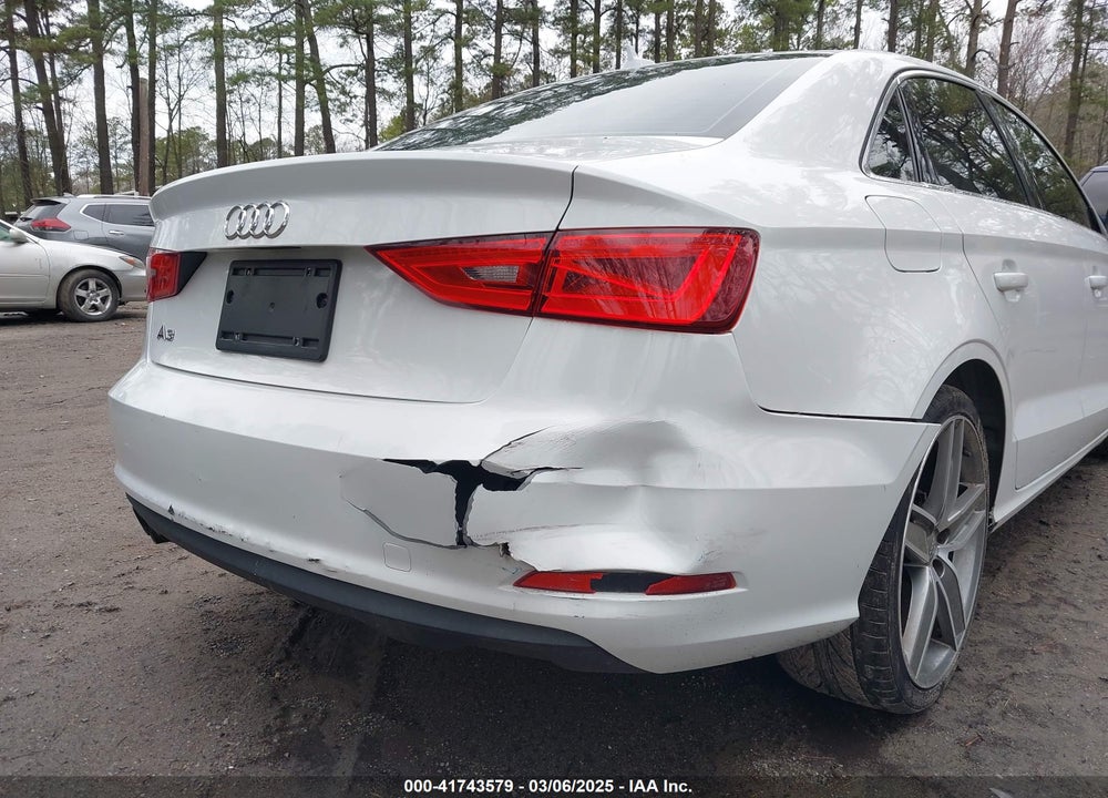 2015 AUDI A3 VIN: WAUCCGFF4F1029817