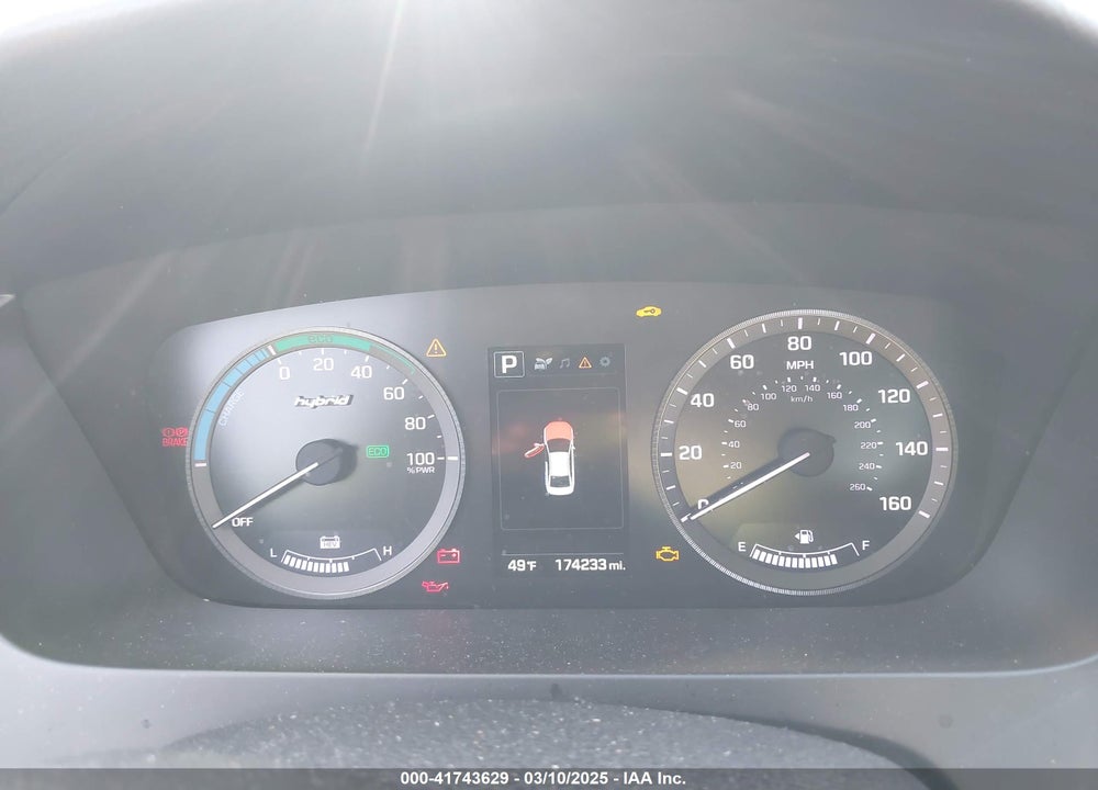 2016 HYUNDAI SONATA HYBRID VIN: KMHE24L11GA011262