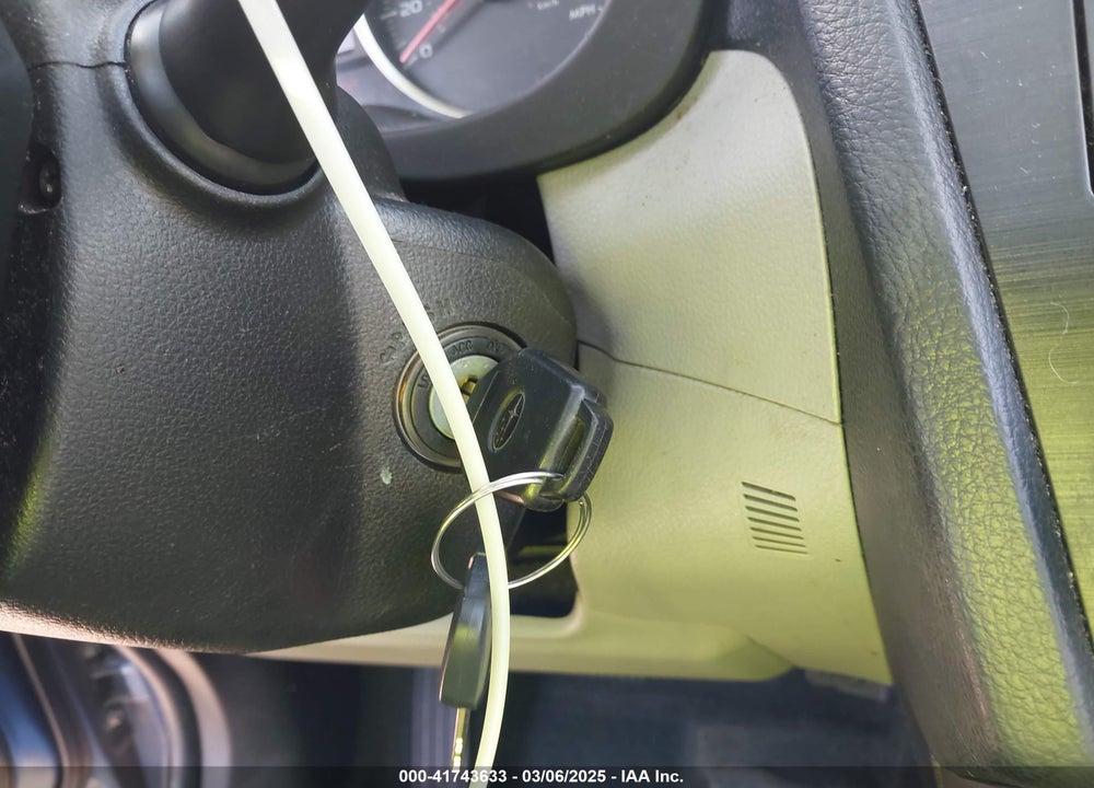 2015 SUBARU FORESTER VIN: JF2SJADC1FH830059