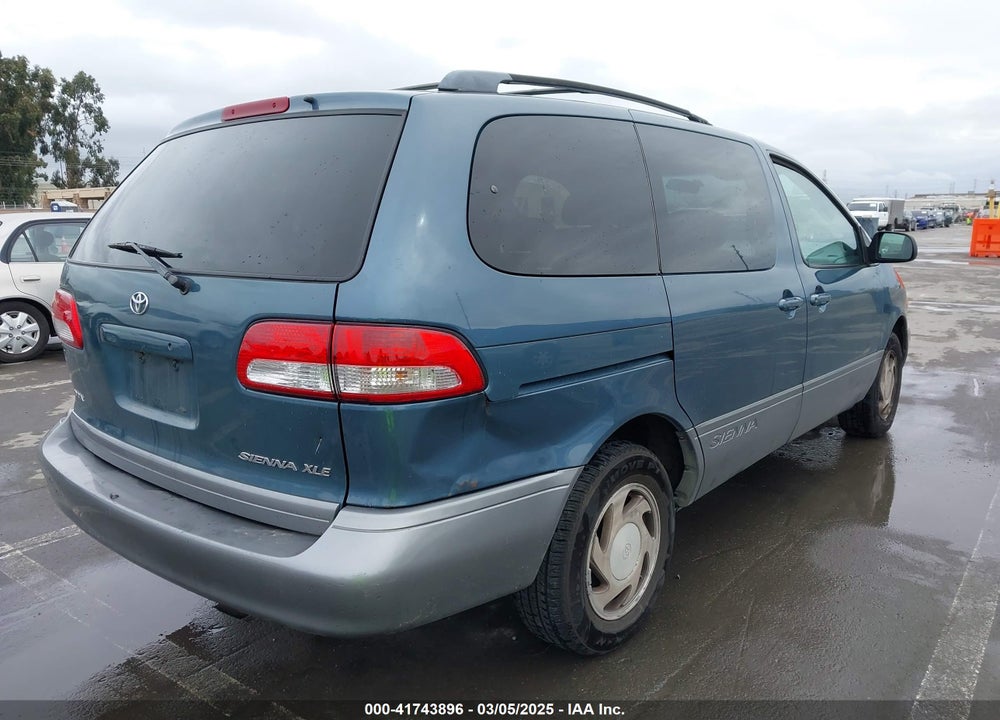 2001 TOYOTA SIENNA VIN: 4T3ZF13C11U395630