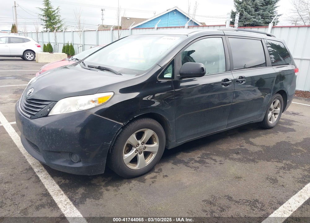 2014 TOYOTA SIENNA VIN: 5TDKK3DCXES486975