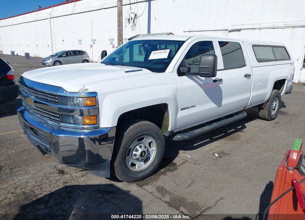 2015 CHEVROLET SILVERADO 2500HD WT VIN: 1GC1KUE82FF515348