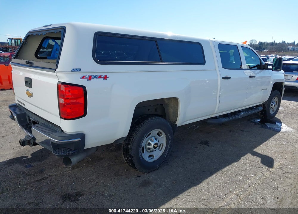 2015 CHEVROLET SILVERADO 2500HD WT VIN: 1GC1KUE82FF515348