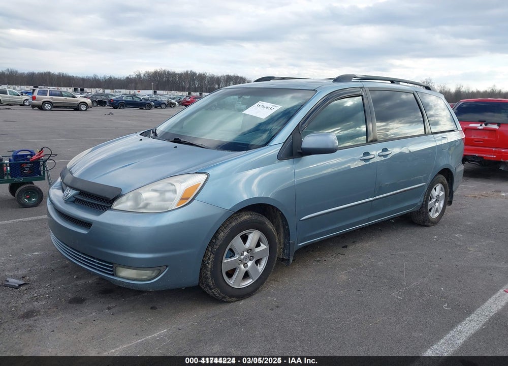 2004 TOYOTA SIENNA XLE VIN: 5TDZA22C14S185279