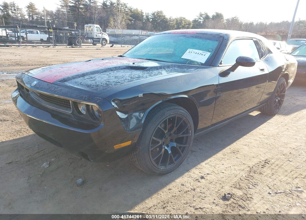 2010 DODGE CHALLENGER VIN: 2B3CJ4DV8AH146278
