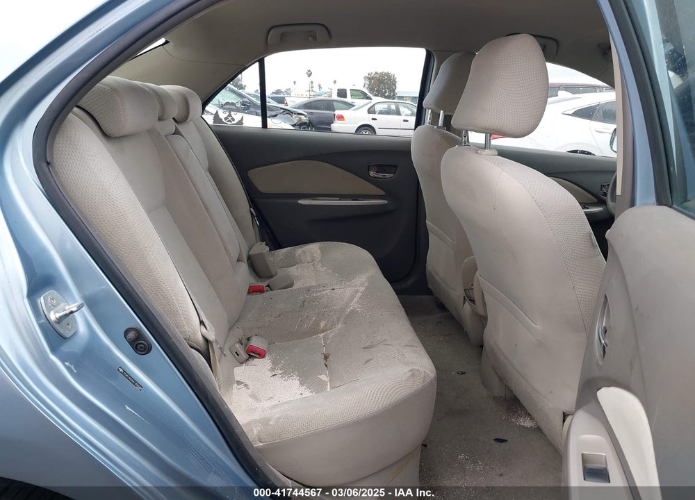 2010 TOYOTA YARIS VIN: JTDBT4K3XA1355588