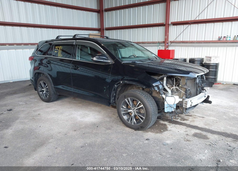2017 TOYOTA HIGHLANDER VIN: 5TDBZRFH4HS445057