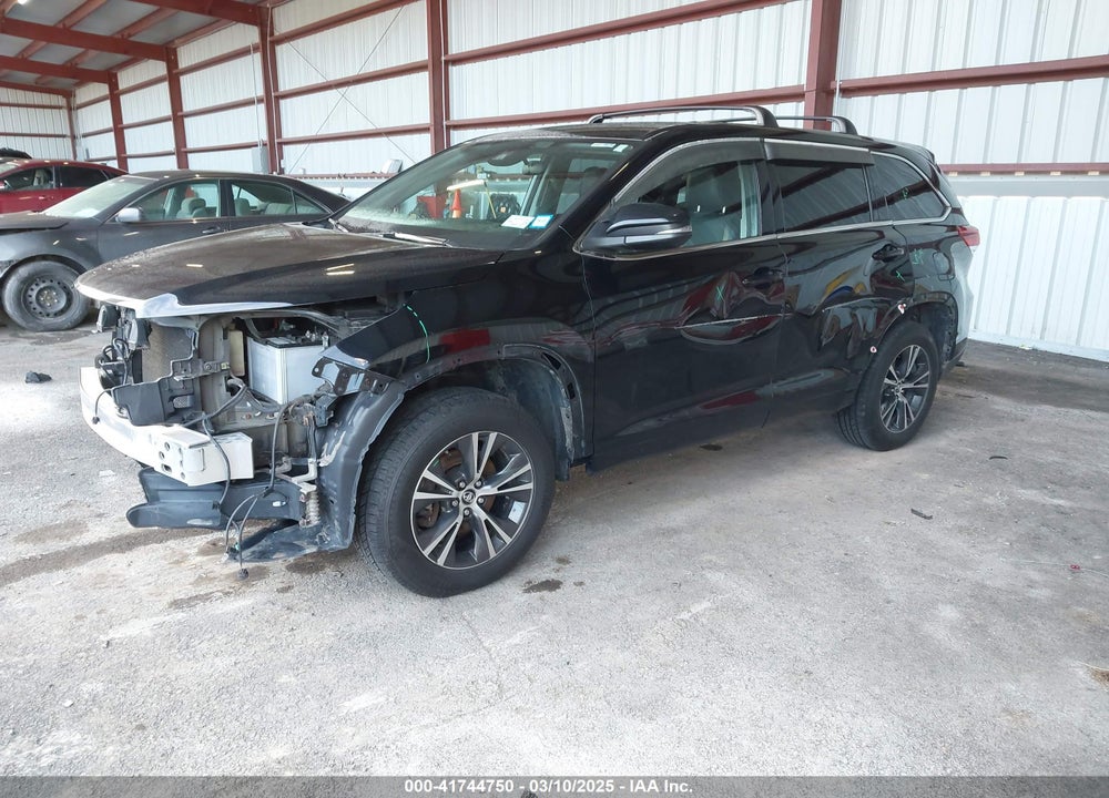 2017 TOYOTA HIGHLANDER VIN: 5TDBZRFH4HS445057