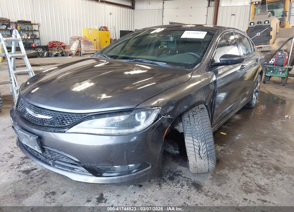 2016 CHRYSLER 200 VIN: 1C3CCCDG3GN179617